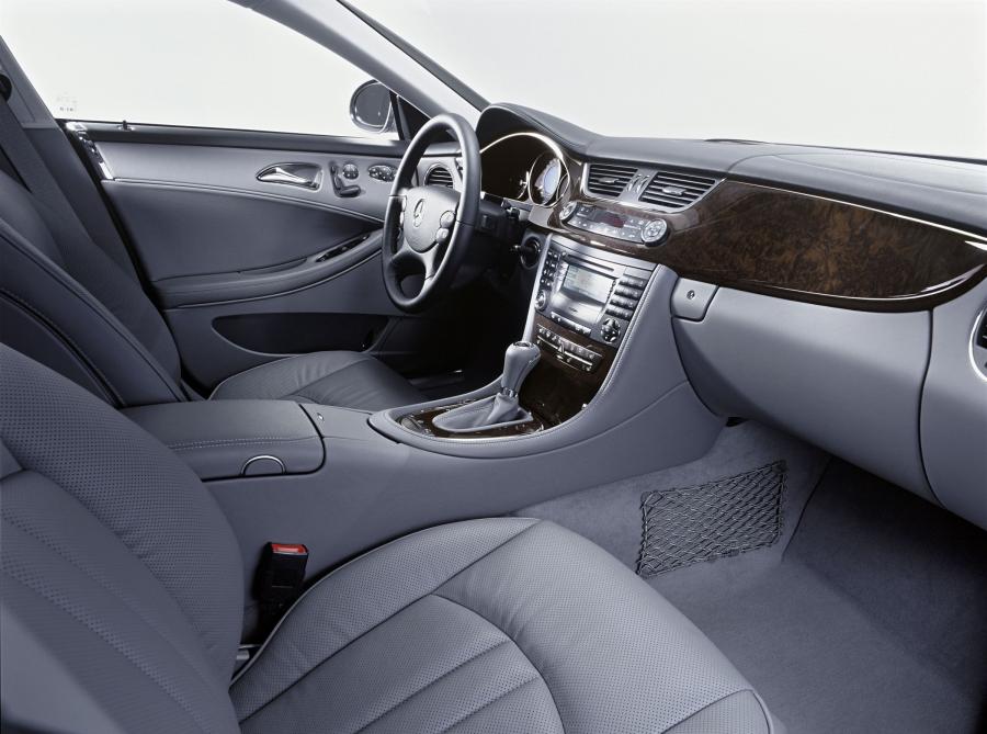  Mercedes-Benz CLS-Class 2005 года  (фото 135 из 343)